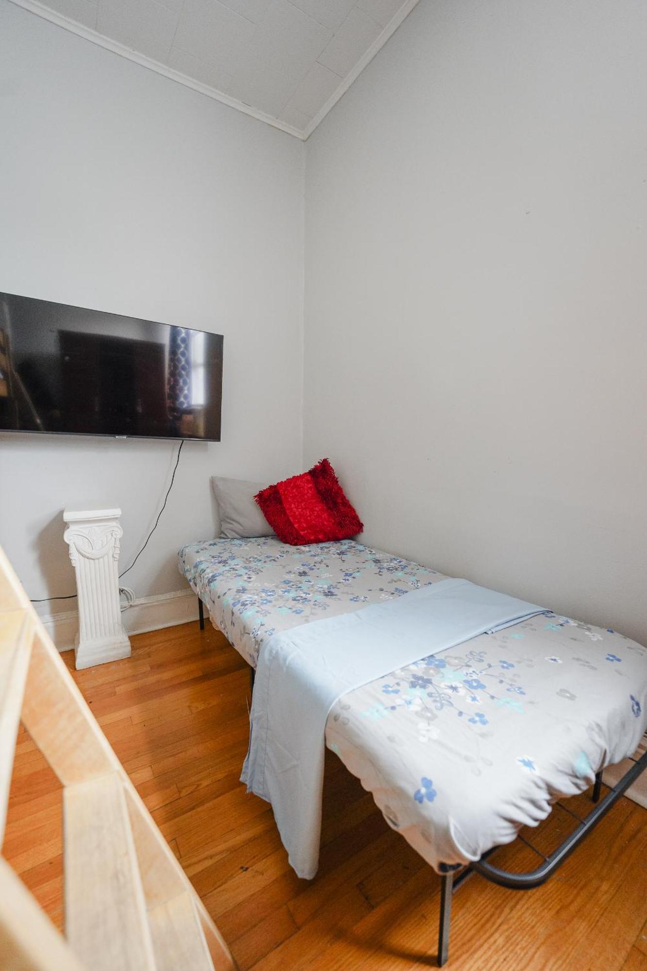 The Bergen Nest - 2br Nyc Access Apartment